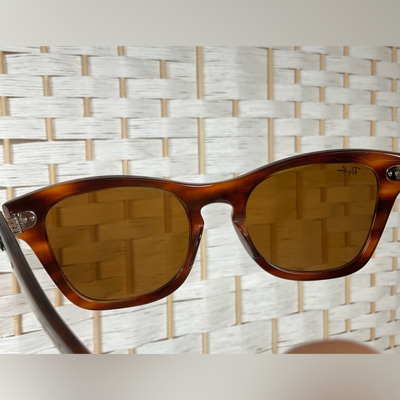 Ray Ban Laramie Sunglasses Polished Striped Havana- B-15 Brown RB2201 - Picture 9 of 10